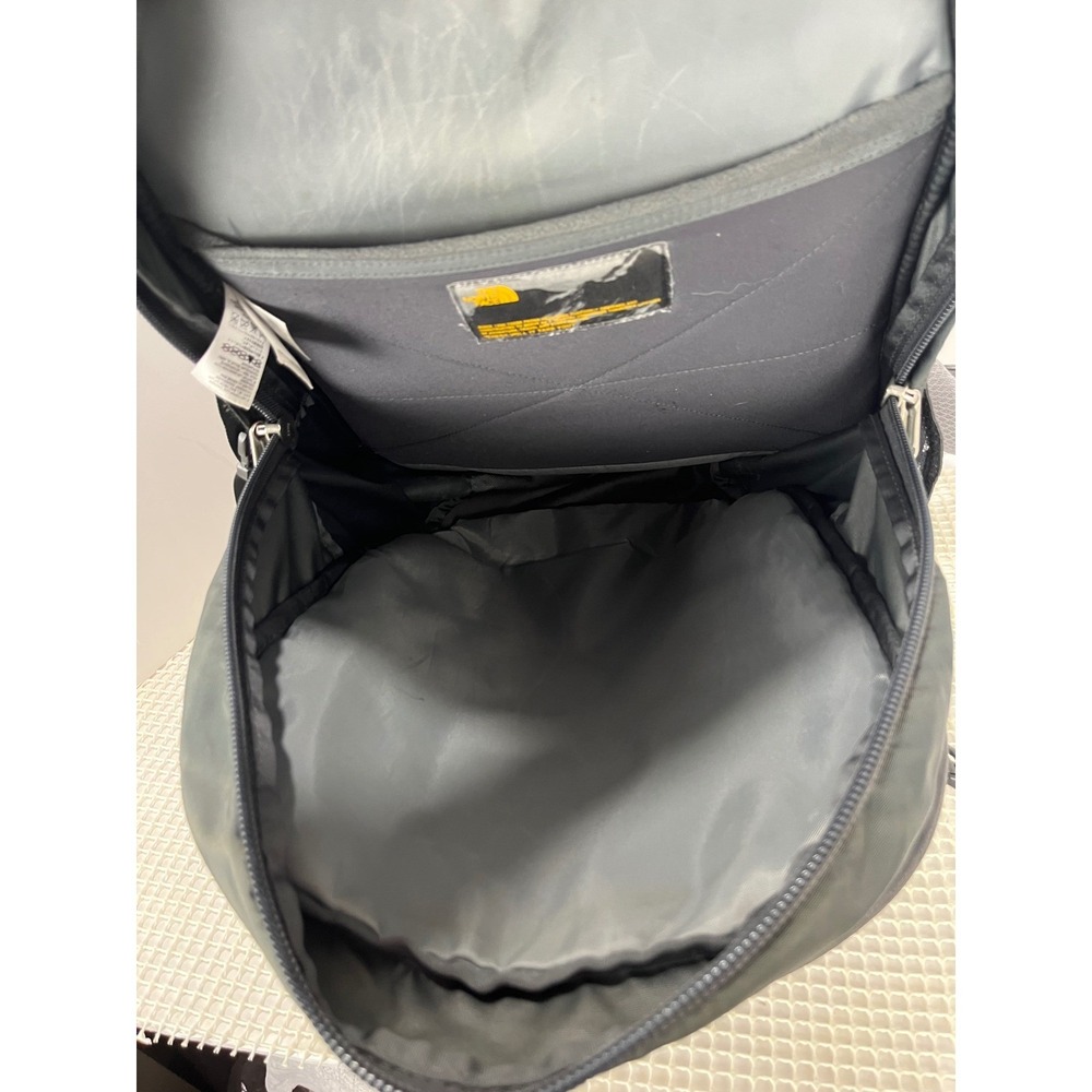 The North Face Olive and Black Backpack - Picture 6 of 16